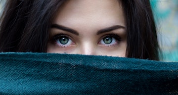 You are a good catch. Learn some of the subtle reasons as to why you are still single.
